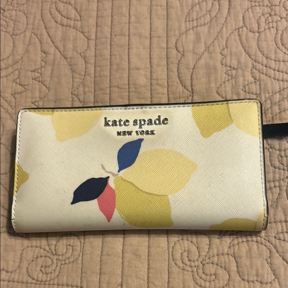 Kate Spade lemon design wallet.